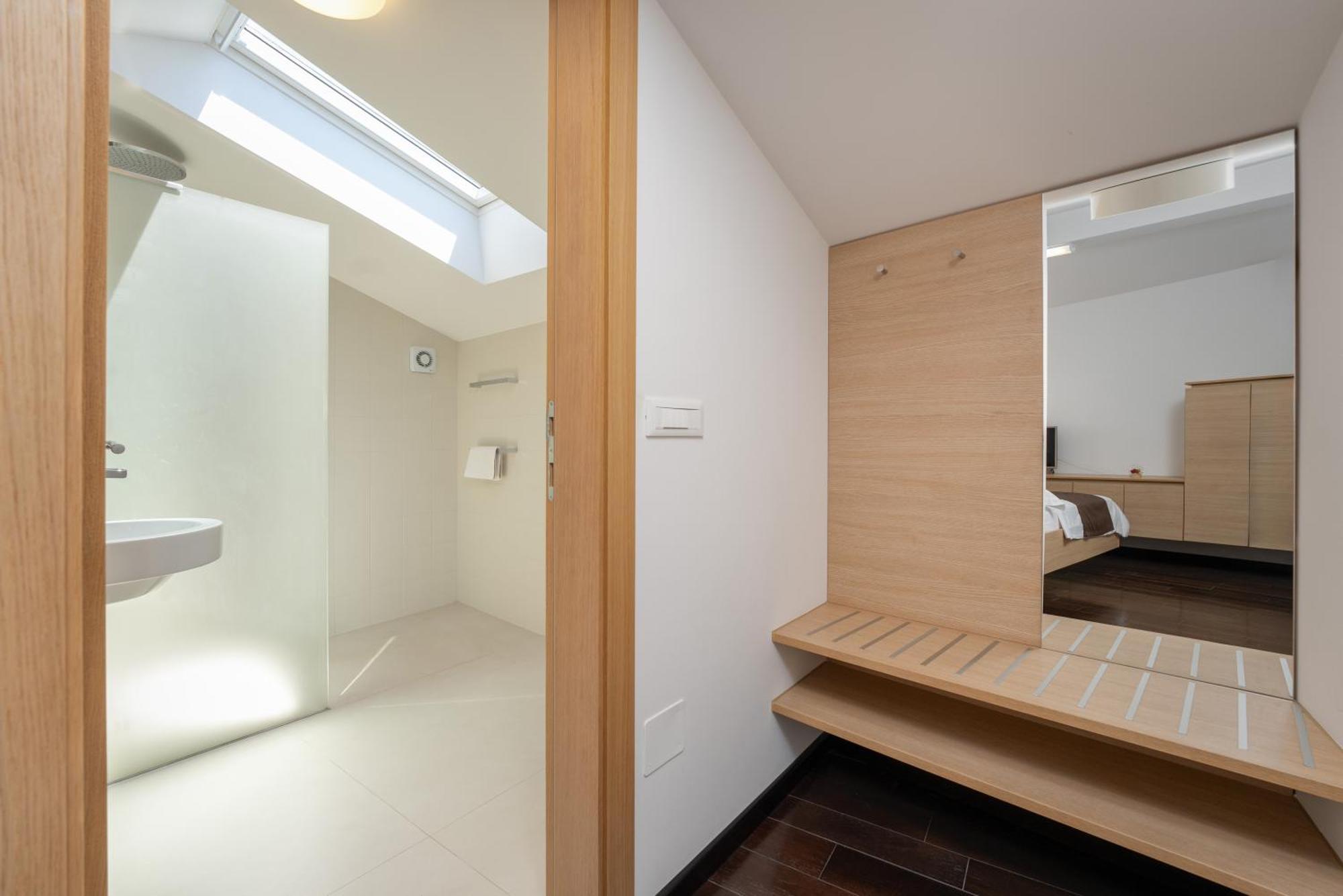 Boutique Wrungel Hotel เวอร์ซาร์ ภายนอก รูปภาพ